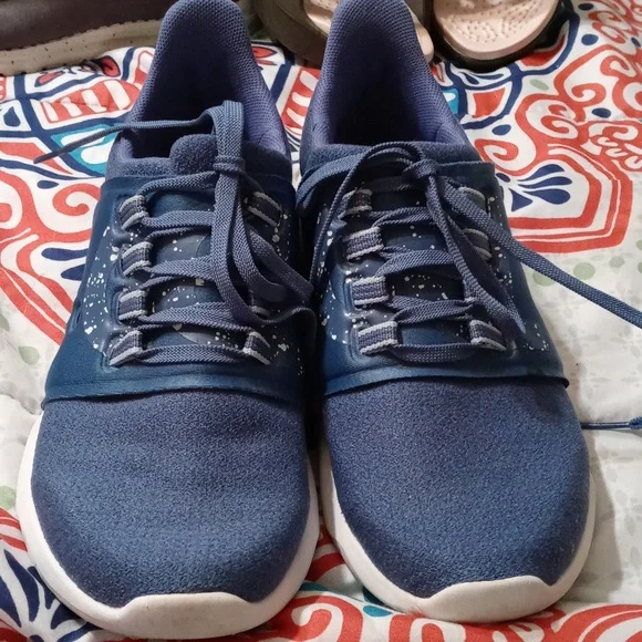 ASICS shoes - Picture 4 of 5